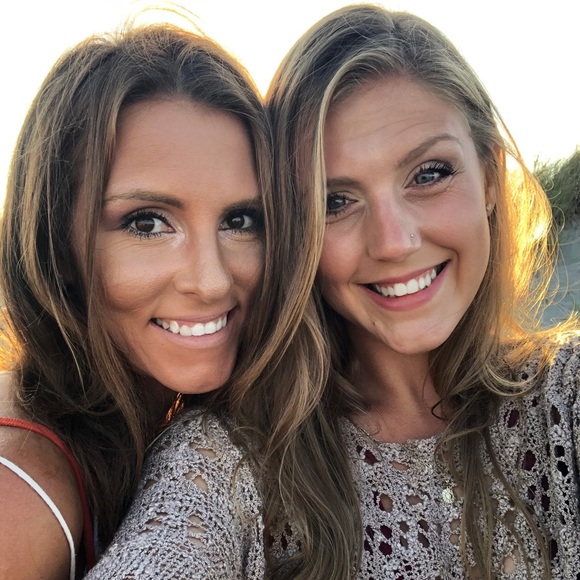 Meet your posher, Samantha! - Picture 1 of 2